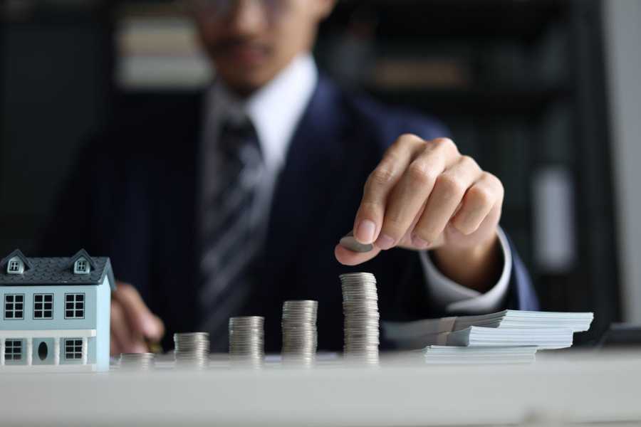 Italia seir over internasjonale investorer.