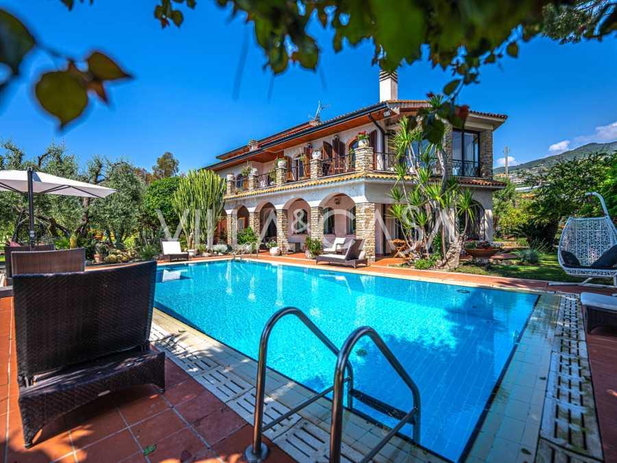 Villa til salgs i Sanremo