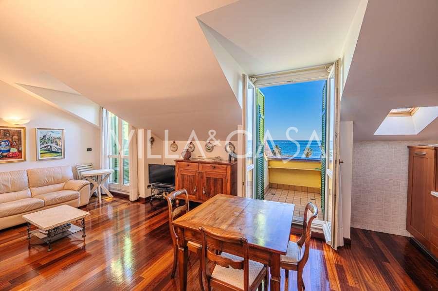 Penthouse i sentrum av Sanremo