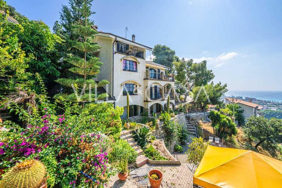 Villa til salgs i Ventimiglia.