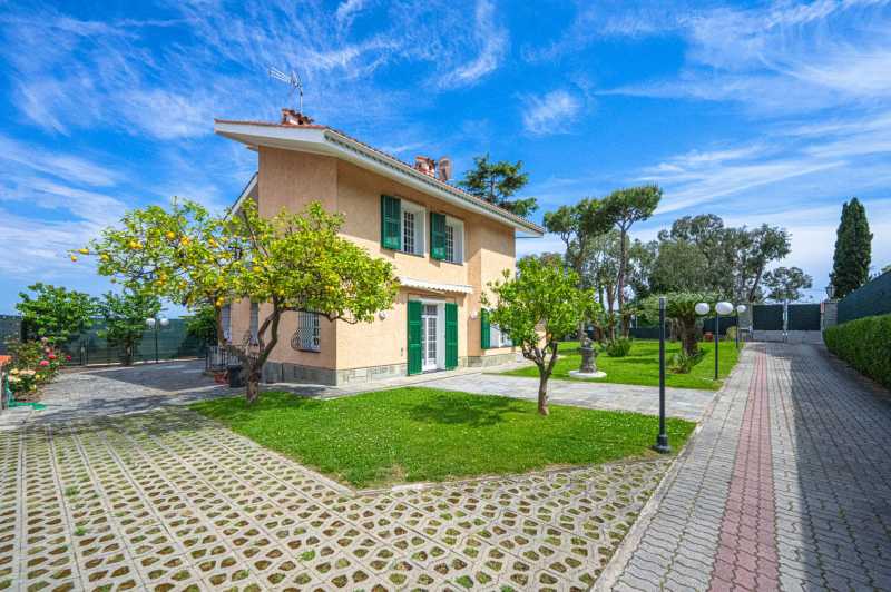 Langtidsleie av villa i Sanremo.