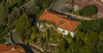 Villa ved sjøen i Sanremo, 50 meter unna.