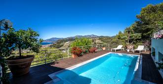 Villa med panoramautsikt over Monaco i Bordighera.