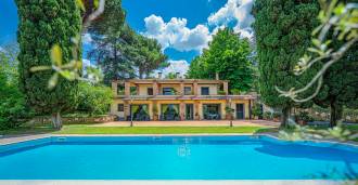 Frascati, Roma: Luksuriøs villa med basseng