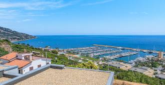 Moderne villa i Santo Stefano al Mare