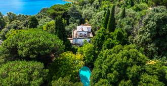 Eksklusiv villa i Castel Gandolfo ved Albano-sjøen.