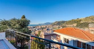 Villa med havutsikt i Velekroziya