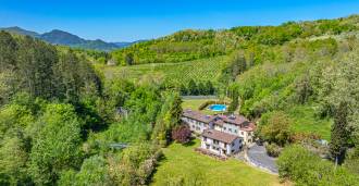 Til salgs: luksuriøs agriturisme i Toscana, Massa