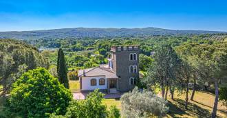 Til salgs luksuriøs villa i Viterbo