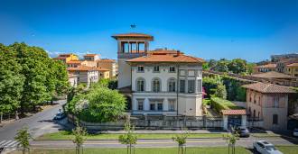 Stilig historisk villa til salgs i sentrum av Pisa