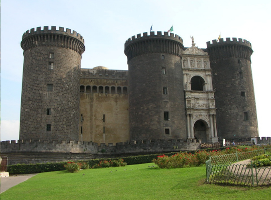 Gamle slott i Napoli
